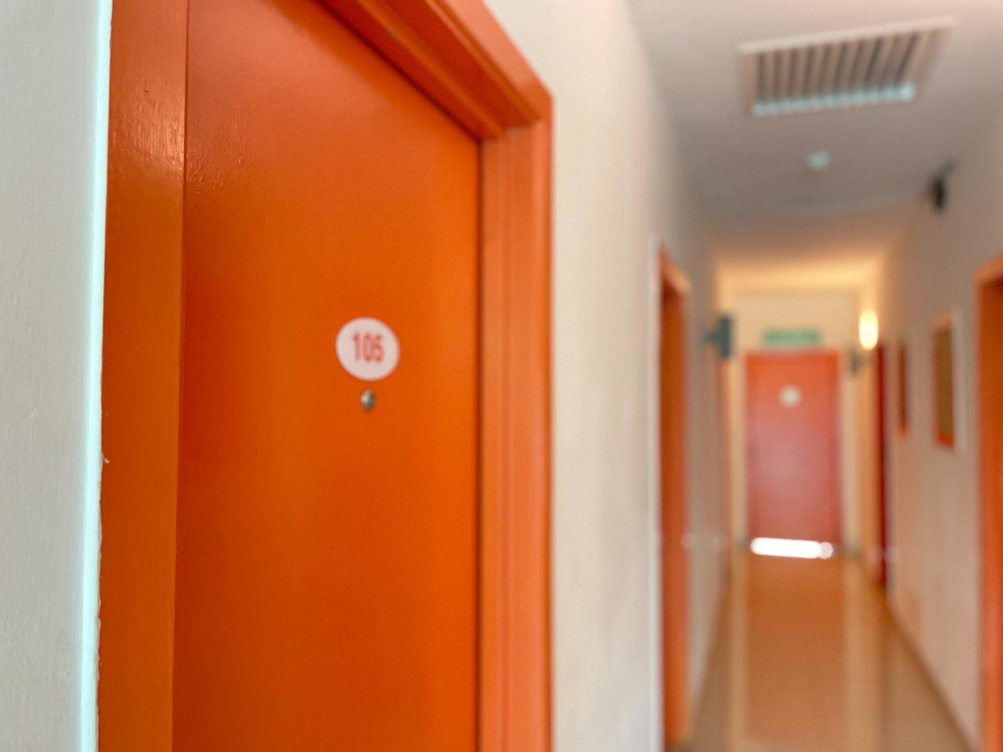 1 Hotel Mahkota Cheras Esterno foto